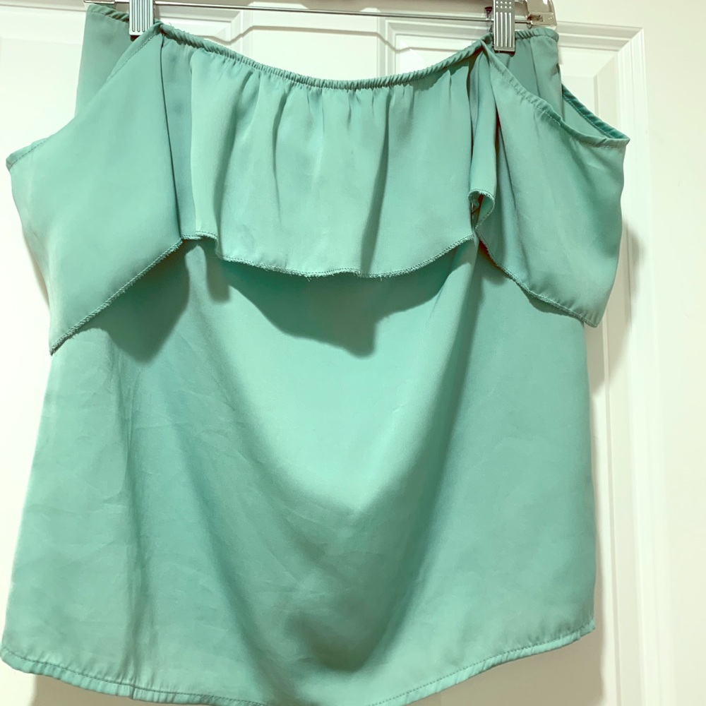 Tobi silky poly off the shoulder top